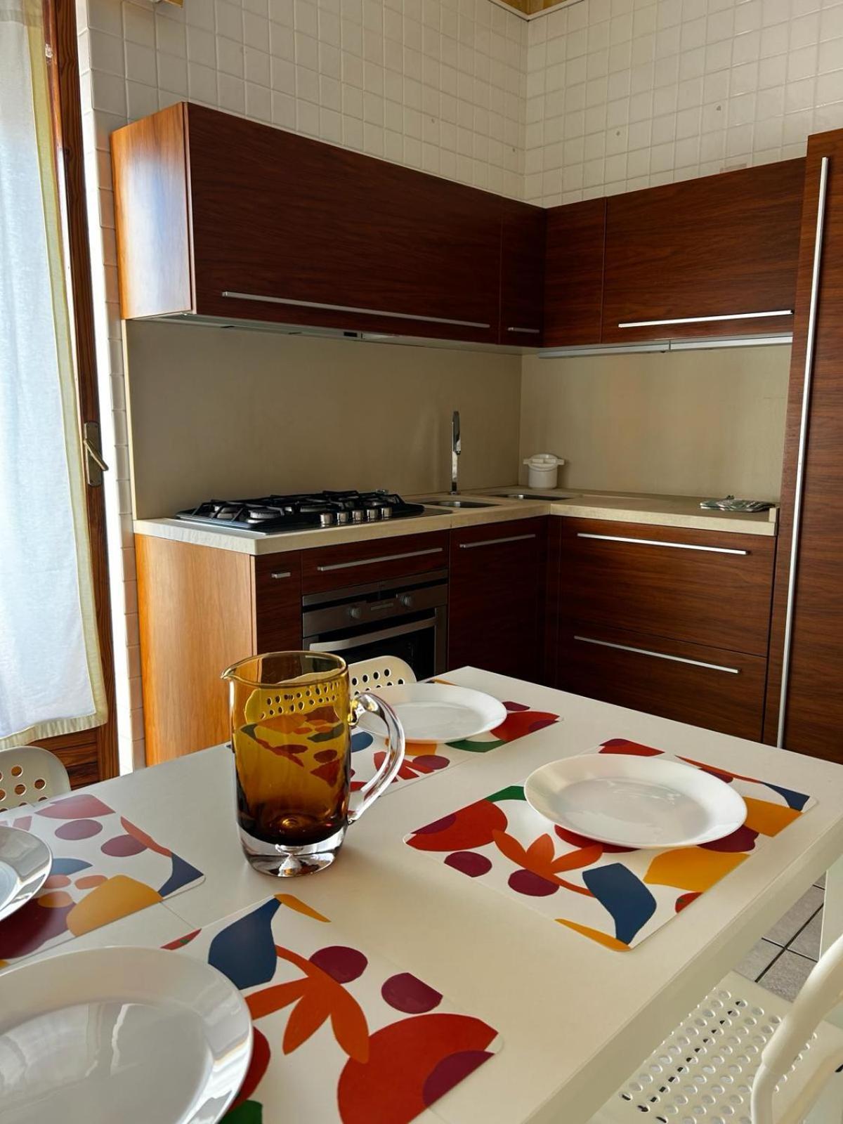 Front Beach Apartment - 3 Bedrooms Bari Exterior foto