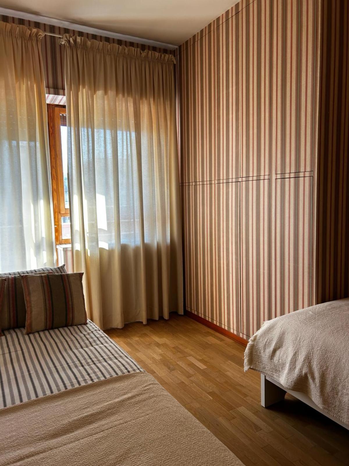 Front Beach Apartment - 3 Bedrooms Bari Exterior foto